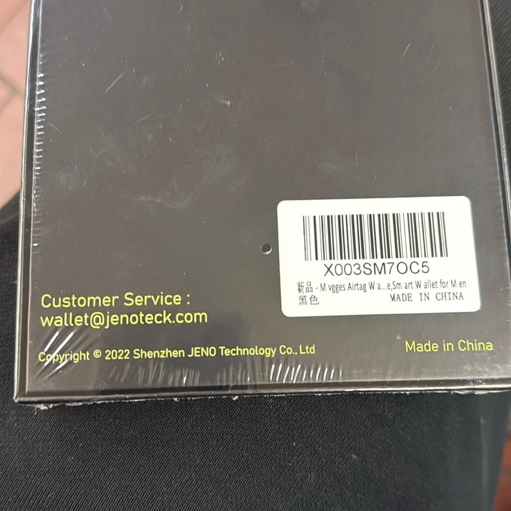 Brand New - Mvgges Airtag Wallet (No AirTag included)